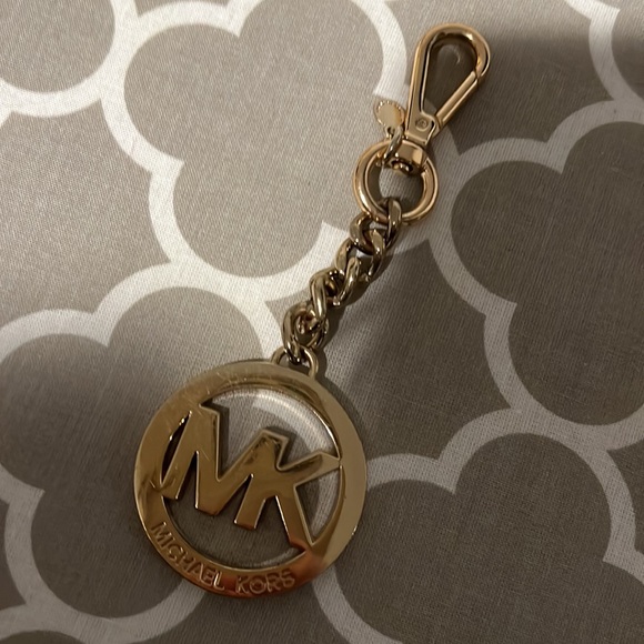 Michael Kors keychain bundle plus poof keychain - Picture 4 of 10